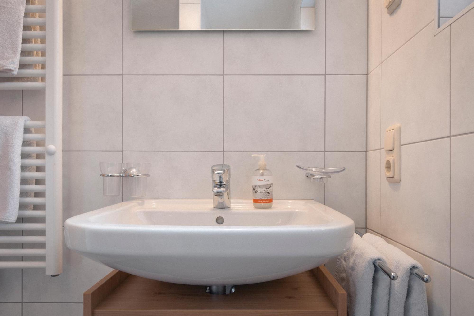 Apartments Sarlo ซังคท์อันทอนอัมอาร์ลแบร์ก ภายนอก รูปภาพ