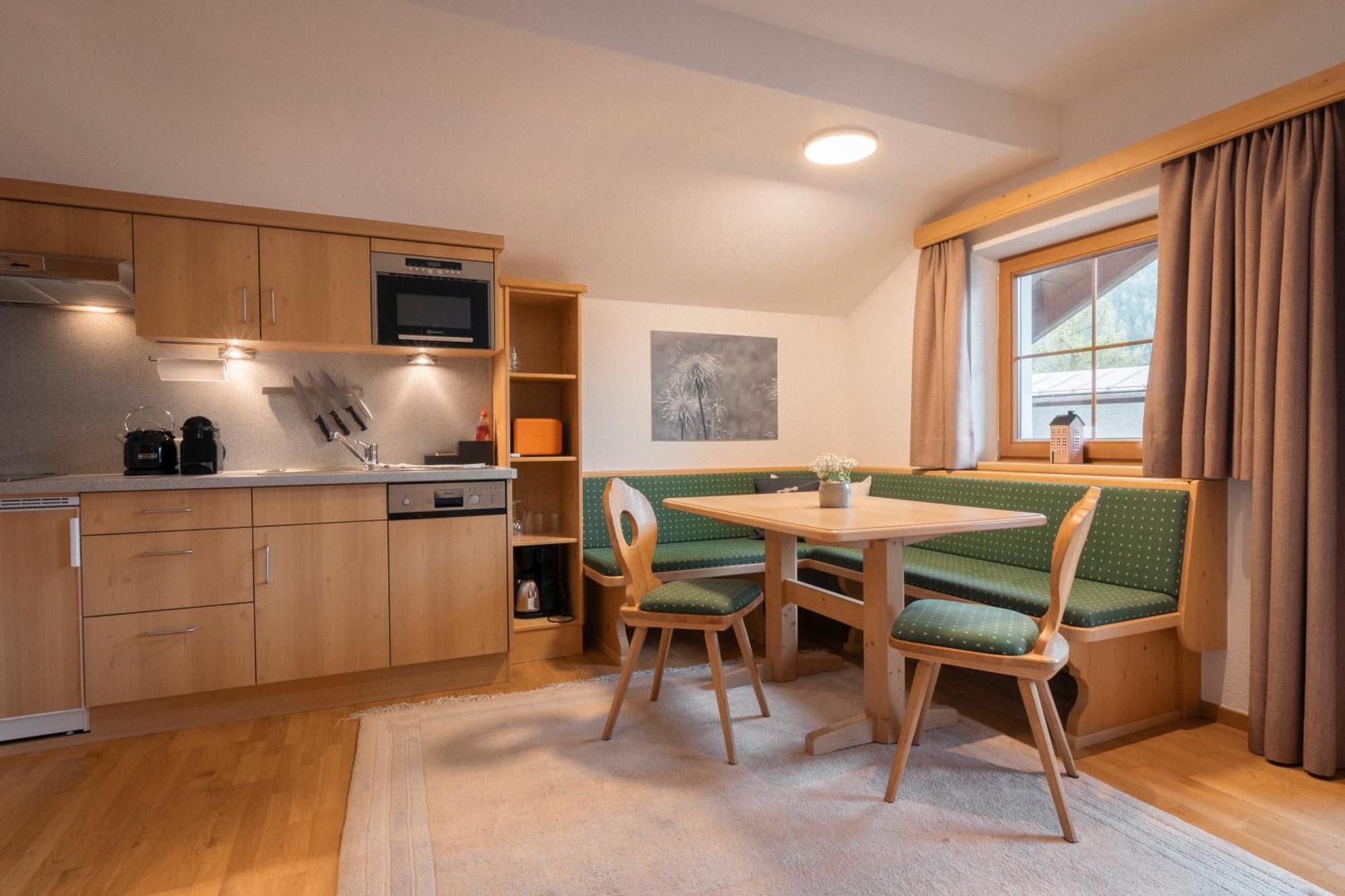Apartments Sarlo ซังคท์อันทอนอัมอาร์ลแบร์ก ภายนอก รูปภาพ