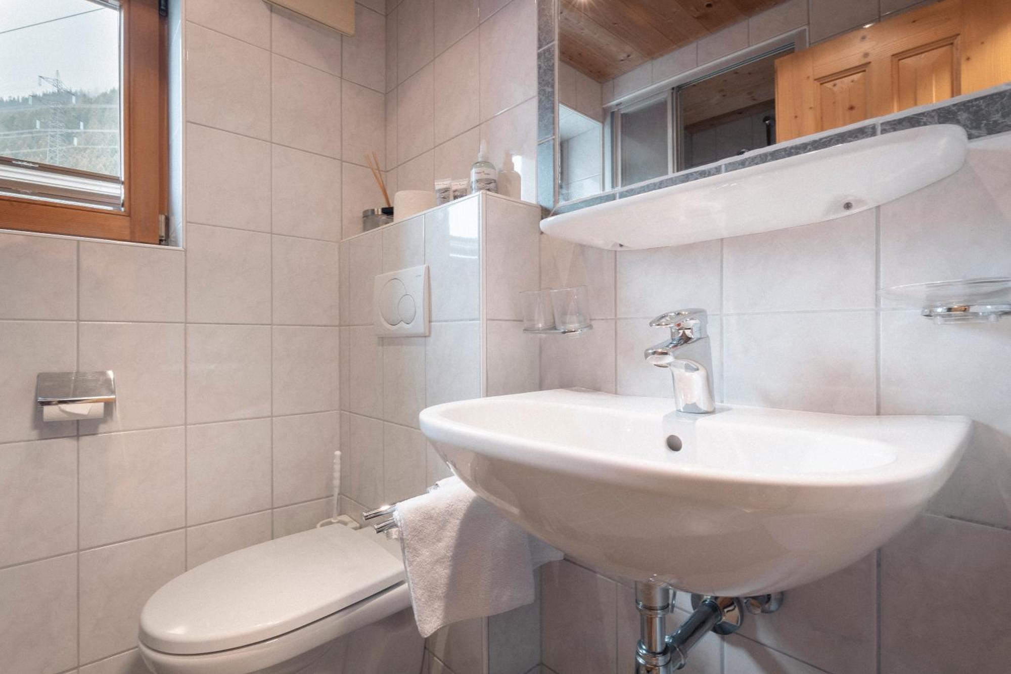Apartments Sarlo ซังคท์อันทอนอัมอาร์ลแบร์ก ภายนอก รูปภาพ